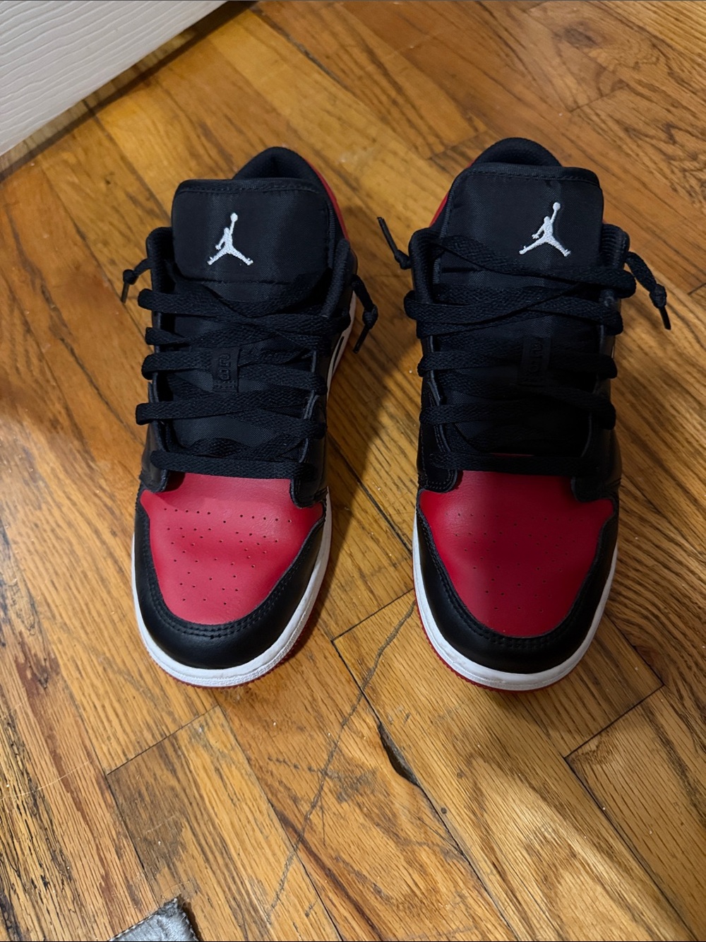 Jordan Low-Top Sneakers in Black and Red